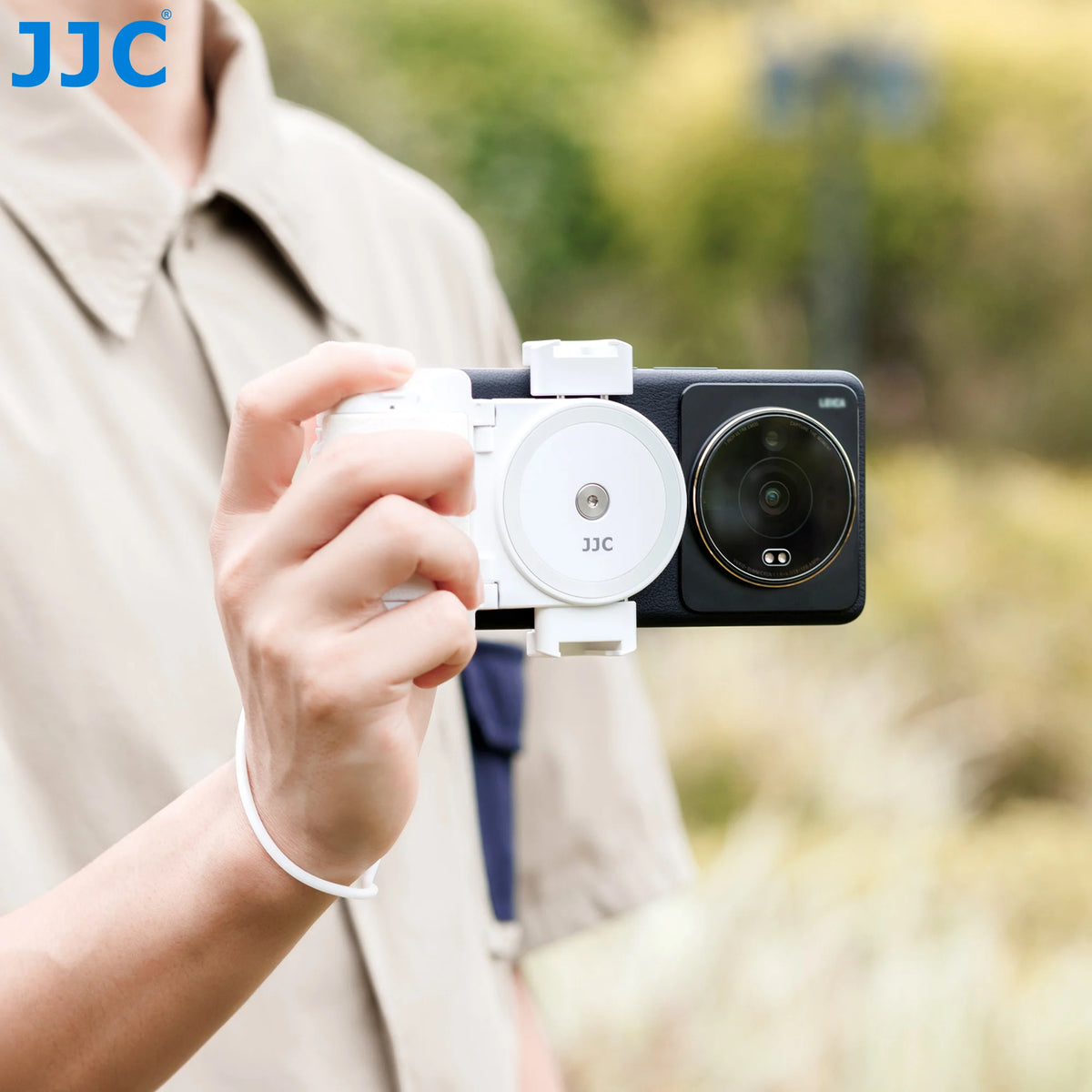 Smartphone Camera Shutter Grip with Wireless Remote