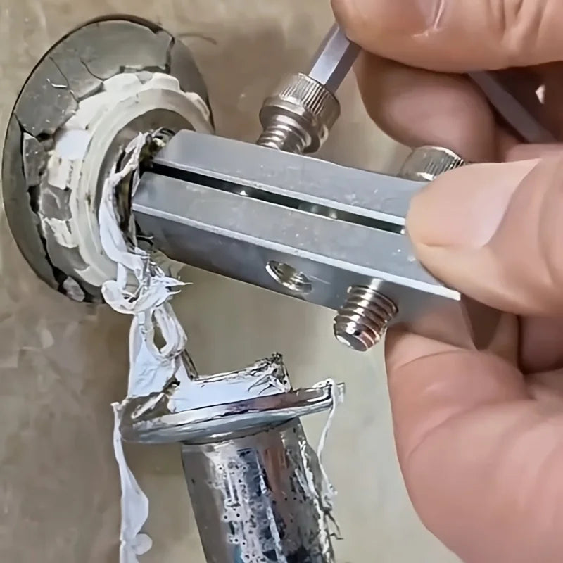 Broken Water Pipe Extractor Tool
